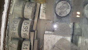 На кусочках алюминия проступает начальная коррозия. (7303 просмотра) <a class='original' href='./download/file.php?id=100526&mode=view' target=_blank>Загрузить оригинал (4.09 МБ)</a>