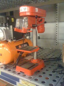 сверлильный станок cnc-club.jpg (5008 просмотров) <a class='original' href='./download/file.php?id=1013&mode=view' target=_blank>Загрузить оригинал (242.17 КБ)</a>