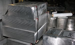 Для упаковки используем стрэйч-плёнку. (4983 просмотра) <a class='original' href='./download/file.php?id=101362&mode=view' target=_blank>Загрузить оригинал (4.69 МБ)</a>