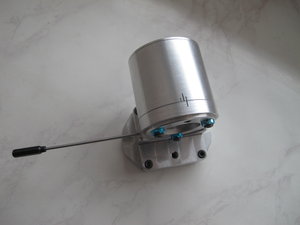 закручивая бонку регулируем наклон в эту сторону, риски для удобства (2401 просмотр) <a class='original' href='./download/file.php?id=10146&mode=view' target=_blank>Загрузить оригинал (1.59 МБ)</a>