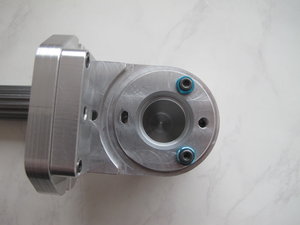 пропилы для смещения, после настройки болты затягиваем (2401 просмотр) <a class='original' href='./download/file.php?id=10148&mode=view' target=_blank>Загрузить оригинал (1.63 МБ)</a>