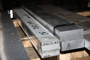 Удобные заготовки-полосы (из алюминиевых плит) для дальнейшей резки (4790 просмотров) <a class='original' href='./download/file.php?id=102199&mode=view' target=_blank>Загрузить оригинал (7.51 МБ)</a>