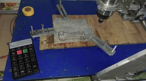 Вырезал держатель (3464 просмотра) <a class='original' href='https://cnc-club.ru/forum/download/file.php?id=103240&mode=view' target=_blank>Загрузить оригинал (473.89 КБ)</a>