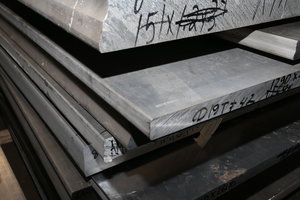 В центре: плита Д19Т =42мм (4886 просмотров) <a class='original' href='./download/file.php?id=103509&mode=view' target=_blank>Загрузить оригинал (7.47 МБ)</a>