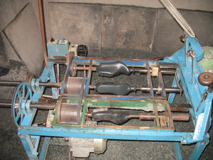 старый станок (2795 просмотров) <a class='original' href='./download/file.php?id=105930&mode=view' target=_blank>Загрузить оригинал (2.34 МБ)</a>