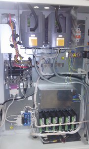 внутри шкафа (13935 просмотров) <a class='original' href='./download/file.php?id=106628&mode=view' target=_blank>Загрузить оригинал (258.07 КБ)</a>