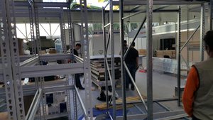 какие-то стеллажи понаставили. (3148 просмотров) <a class='original' href='./download/file.php?id=106754&mode=view' target=_blank>Загрузить оригинал (3.47 МБ)</a>