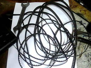 ремни .может и ещё несколько есть гдето (2537 просмотров) <a class='original' href='./download/file.php?id=10848&mode=view' target=_blank>Загрузить оригинал (67.31 КБ)</a>