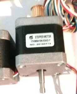 шаговый двигатель. Noname? (4147 просмотров) <a class='original' href='./download/file.php?id=109706&mode=view' target=_blank>Загрузить оригинал (34.33 КБ)</a>