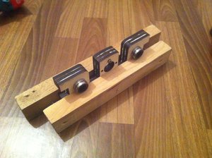 Склеивание каретки оси Z - держатель подшипников.JPG (8634 просмотра) <a class='original' href='./download/file.php?id=110809&mode=view' target=_blank>Загрузить оригинал (2.34 МБ)</a>