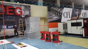 Стрелкой показан путь к нам. 1-й павильон. Пока идёт стройка. (15423 просмотра) <a class='original' href='./download/file.php?id=111230&mode=view' target=_blank>Загрузить оригинал (4.3 МБ)</a>