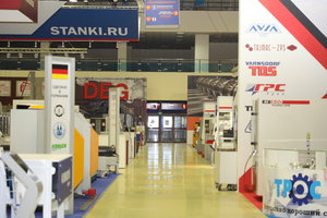 Воскресенье вечер. (15367 просмотров) <a class='original' href='./download/file.php?id=111444&mode=view' target=_blank>Загрузить оригинал (7.59 МБ)</a>