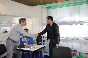 Деловые встречи у нас на стенде. (7935 просмотров) <a class='original' href='./download/file.php?id=111871&mode=view' target=_blank>Загрузить оригинал (6.65 МБ)</a>