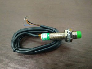 датчики PNP под резьбу 12х1 -250р (2647 просмотров) <a class='original' href='./download/file.php?id=111919&mode=view' target=_blank>Загрузить оригинал (136.84 КБ)</a>