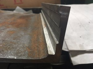 Набросок стола (5846 просмотров) <a class='original' href='./download/file.php?id=113236&mode=view' target=_blank>Загрузить оригинал (111.31 КБ)</a>