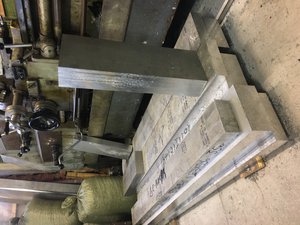 Стараемся заказывать полосы по всей ширине, дальше на своей пиле разделывать. Фото из нашего цеха. (3763 просмотра) <a class='original' href='./download/file.php?id=114246&mode=view' target=_blank>Загрузить оригинал (2.52 МБ)</a>