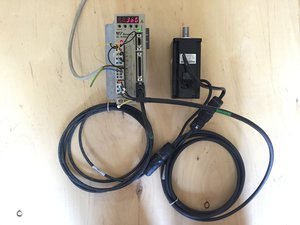 Сервокомплект Yaskawa 0.4кВт (3243 просмотра) <a class='original' href='./download/file.php?id=114264&mode=view' target=_blank>Загрузить оригинал (932.39 КБ)</a>