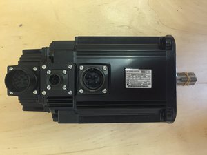 Серводвигатель с тормозом Yaskawa 1.3кВт (4017 просмотров) <a class='original' href='./download/file.php?id=114318&mode=view' target=_blank>Загрузить оригинал (990.88 КБ)</a>