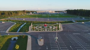 ФОТО ПАРК ПАТРИОТ+АВТОСТОЯНКА. КУБИНКА ИЮЛЬ 2017 (18877 просмотров) <a class='original' href='./download/file.php?id=116191&mode=view' target=_blank>Загрузить оригинал (670.61 КБ)</a>