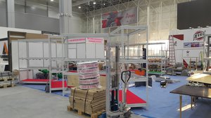 Какие-то полки для какого-то дюраля какого-то завода, в павильоне, напротив входа в парк &quot;ПАТРИОТ&quot; (18684 просмотра) <a class='original' href='./download/file.php?id=118403&mode=view' target=_blank>Загрузить оригинал (4.56 МБ)</a>