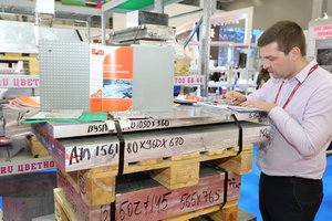 На нашем стенде сотрудники &quot;Штрай&quot; показывают свою продукцию (18422 просмотра) <a class='original' href='./download/file.php?id=119154&mode=view' target=_blank>Загрузить оригинал (9.56 МБ)</a>