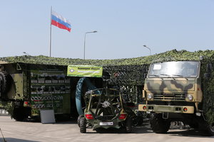 Военная техника на МВТФ «АРМИЯ-2017», открытая экспозиция (18184 просмотра) <a class='original' href='./download/file.php?id=119491&mode=view' target=_blank>Загрузить оригинал (9.4 МБ)</a>