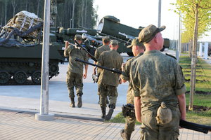 Военная техника на МВТФ «АРМИЯ-2017», открытая экспозиция, пав. А (18176 просмотров) <a class='original' href='./download/file.php?id=119496&mode=view' target=_blank>Загрузить оригинал (9.63 МБ)</a>