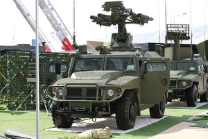 Военная техника на МВТФ «АРМИЯ-2017», открытая экспозиция, пав. А (18174 просмотра) <a class='original' href='./download/file.php?id=119511&mode=view' target=_blank>Загрузить оригинал (9.57 МБ)</a>