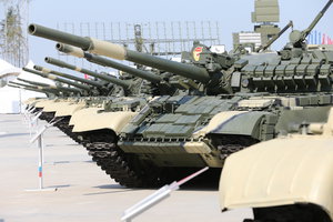 Военная техника на МВТФ «АРМИЯ-2017», открытая экспозиция, пав. А, стволы танковых орудий, перспектива (18122 просмотра) <a class='original' href='https://cnc-club.ru/forum/download/file.php?id=119514&mode=view' target=_blank>Загрузить оригинал (7.75 МБ)</a>