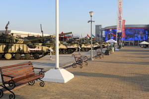 Вечер, 21 августа 2017г. Международный военно-технический форум «АРМИЯ-2017» Кубинке, М.О. откроется через 14 -15 часов. (18132 просмотра) <a class='original' href='./download/file.php?id=119588&mode=view' target=_blank>Загрузить оригинал (10.28 МБ)</a>