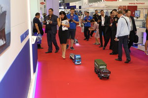 Вылазки грузовиков на выставке-форуме АРМИЯ-2017, Кубинка (18091 просмотр) <a class='original' href='./download/file.php?id=119626&mode=view' target=_blank>Загрузить оригинал (7.06 МБ)</a>