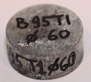 IMG_9038_ОБРАЗЕЦ ПРУТКА В95Т1 Ø60mm.JPG (10118 просмотров) <a class='original' href='./download/file.php?id=120988&mode=view' target=_blank>Загрузить оригинал (1020.51 КБ)</a>