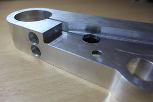 Алюминиевый траверс (8710 просмотров) <a class='original' href='https://cnc-club.ru/forum/download/file.php?id=121942&mode=view' target=_blank>Загрузить оригинал (1.09 МБ)</a>