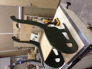 Стул из фанеры (12860 просмотров) <a class='original' href='./download/file.php?id=124968&sid=524d4000bb2e7bdd662d5f4b5c59cd39&mode=view' target=_blank>Загрузить оригинал (1.67 МБ)</a>