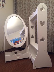 Комплект детской мебели (12844 просмотра) <a class='original' href='./download/file.php?id=124979&mode=view' target=_blank>Загрузить оригинал (170.02 КБ)</a>