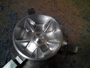 чистовая обработка. Фреза шар 6мм. S13000, F500, дискрет 0,25мм, СОЖ - ВД40. (3805 просмотров) <a class='original' href='./download/file.php?id=130329&mode=view' target=_blank>Загрузить оригинал (235.21 КБ)</a>