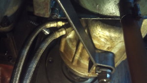 Фото снизу. 2 шланга давления (закрыть,открыть) -1 слив (11859 просмотров) <a class='original' href='./download/file.php?id=130736&mode=view' target=_blank>Загрузить оригинал (492.64 КБ)</a>