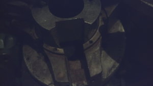 Расколотый патрон. Расколота втулка клиновая. и 1 кулачек клиновой. (11911 просмотров) <a class='original' href='./download/file.php?id=130739&mode=view' target=_blank>Загрузить оригинал (341.77 КБ)</a>