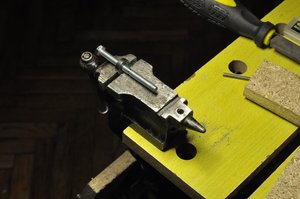 микротокара из тисков и подшипника .JPG (5763 просмотра) <a class='original' href='./download/file.php?id=1316&mode=view' target=_blank>Загрузить оригинал (207.61 КБ)</a>