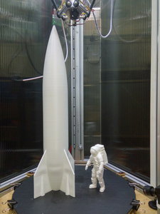 Высота ракеты 720мм, печаталась часа три (15072 просмотра) <a class='original' href='./download/file.php?id=133672&mode=view' target=_blank>Загрузить оригинал (148.79 КБ)</a>