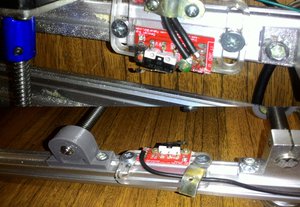 На Y ось микрики поставил на подложки из оргстекла, которую пилил на этом же станке. (2202 просмотра) <a class='original' href='https://cnc-club.ru/forum/download/file.php?id=134424&mode=view' target=_blank>Загрузить оригинал (446.46 КБ)</a>