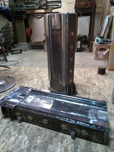 Плоскости отвозил на большой фрезер. Тут куча косяков с моей стороны. Надо было с низу приварить пару пластин-базу. И начать с них. Фрезеровщик выставлялся в тисках. Торец по зет делать отказался, сказал не может. Ну и в целом, качество мне не понравилось. Но дешево и рядом. В общем надо было не торопиться, поискать специалистов. С торцом колоны потом сам развлекался. (4761 просмотр) <a class='original' href='./download/file.php?id=134567&mode=view' target=_blank>Загрузить оригинал (534.88 КБ)</a>