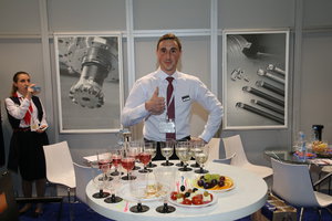 H55R7321.JPG (13282 просмотра) <a class='original' href='./download/file.php?id=139159&mode=view' target=_blank>Загрузить оригинал (8.31 МБ)</a>