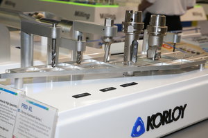 Фрезерование дюралюминиевой панели--как это выглядит. (2283 просмотра) <a class='original' href='./download/file.php?id=139269&mode=view' target=_blank>Загрузить оригинал (7.58 МБ)</a>