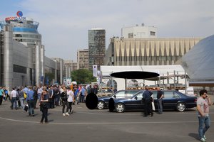 Стеллажи с заготовками алюминия на открытой площадке (2232 просмотра) <a class='original' href='./download/file.php?id=139297&mode=view' target=_blank>Загрузить оригинал (5.43 МБ)</a>