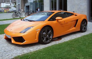 Orange_Lamborghini_Gallardo_LP560_fl.JPG (1590 просмотров) <a class='original' href='./download/file.php?id=141386&mode=view' target=_blank>Загрузить оригинал (3.05 МБ)</a>