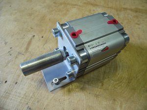 SAM_1748.JPG (2581 просмотр) <a class='original' href='./download/file.php?id=142119&mode=view' target=_blank>Загрузить оригинал (417.38 КБ)</a>