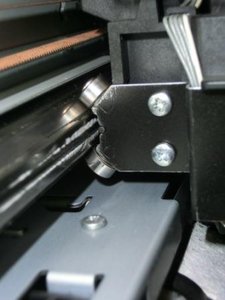 вал слева, под металлическими обкладками, по которым катятся подшипники (5776 просмотров) <a class='original' href='./download/file.php?id=14272&mode=view' target=_blank>Загрузить оригинал (36.34 КБ)</a>