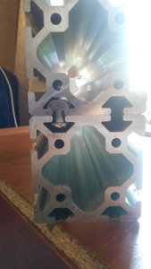 крепеж в профиле.jpg (2712 просмотров) <a class='original' href='./download/file.php?id=145204&mode=view' target=_blank>Загрузить оригинал (2.68 МБ)</a>