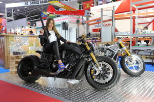 ....сотрудница соседнего стенда 9х39. (1983 просмотра) <a class='original' href='./download/file.php?id=145732&mode=view' target=_blank>Загрузить оригинал (10.39 МБ)</a>